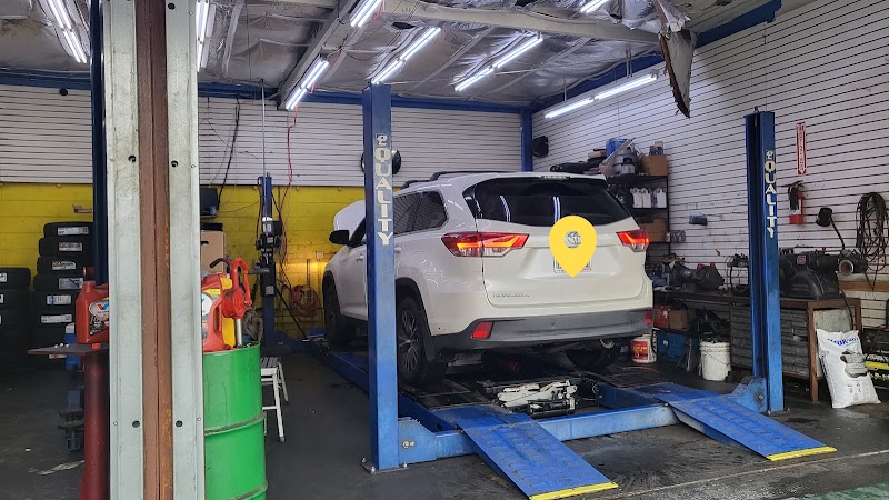 LA TIRE & AUTO SERVICE in Los Angeles